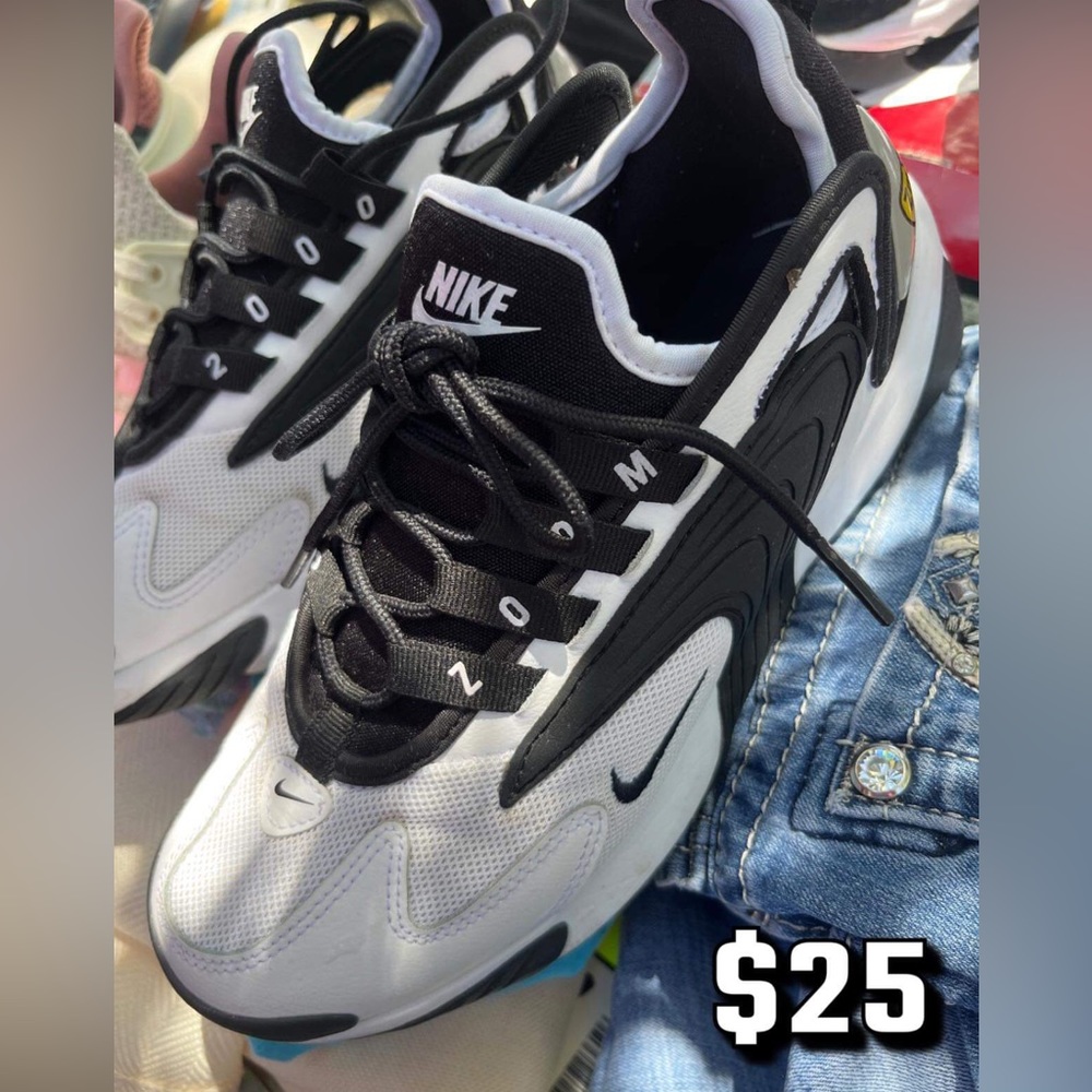 Like New Tennis  Shoes